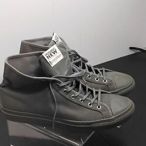 Nothing New Gray Athletic Shoes with Sleek Design